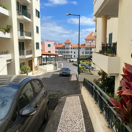 Onyx Scape Near Funchal & Airport קאניקו