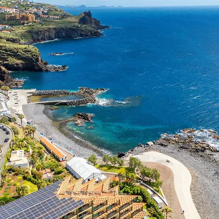 Onyx Scape Near Funchal & Airport