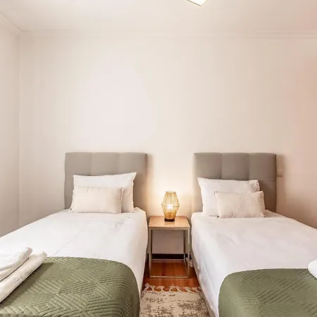 Onyx Scape Near Funchal & Airport דירה *