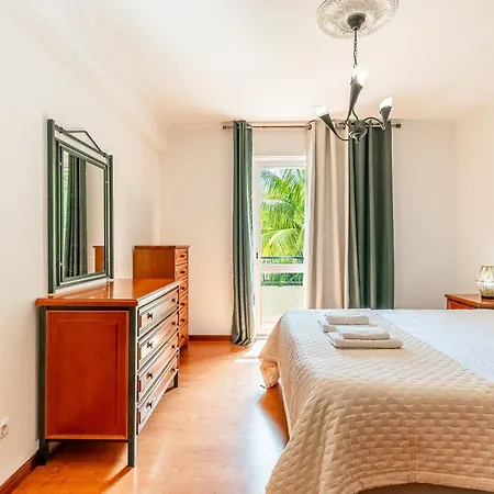 דירה Onyx Scape Near Funchal & Airport קאניקו