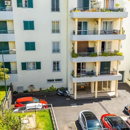 Onyx Scape Near Funchal & Airport *